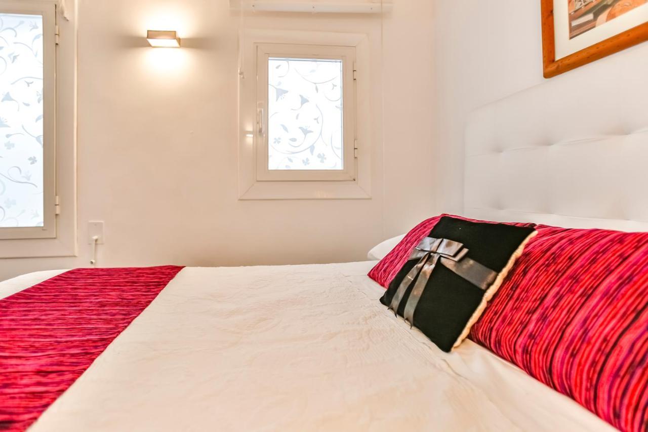 Ghat Apartments Montroig سيدجيس المظهر الخارجي الصورة