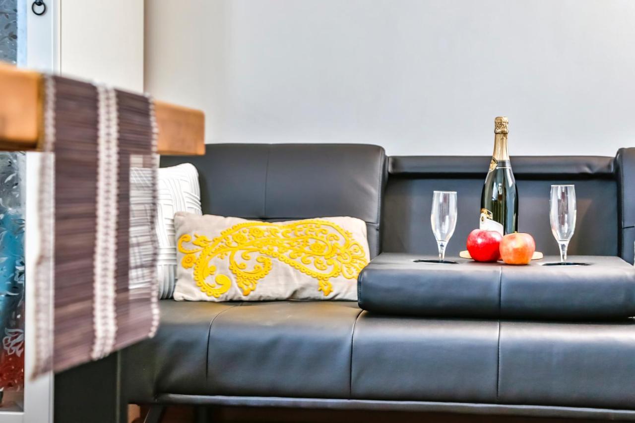 Ghat Apartments Montroig سيدجيس المظهر الخارجي الصورة